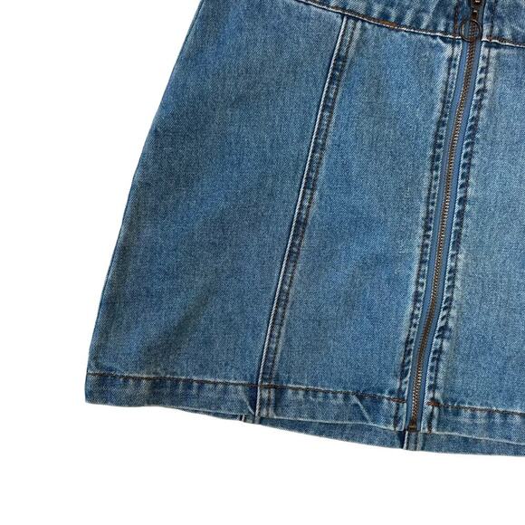 Alter'd State Women's Front Zipper Closure Medium Wash Jean Mini Skirt Size XS - Picture 5 of 6